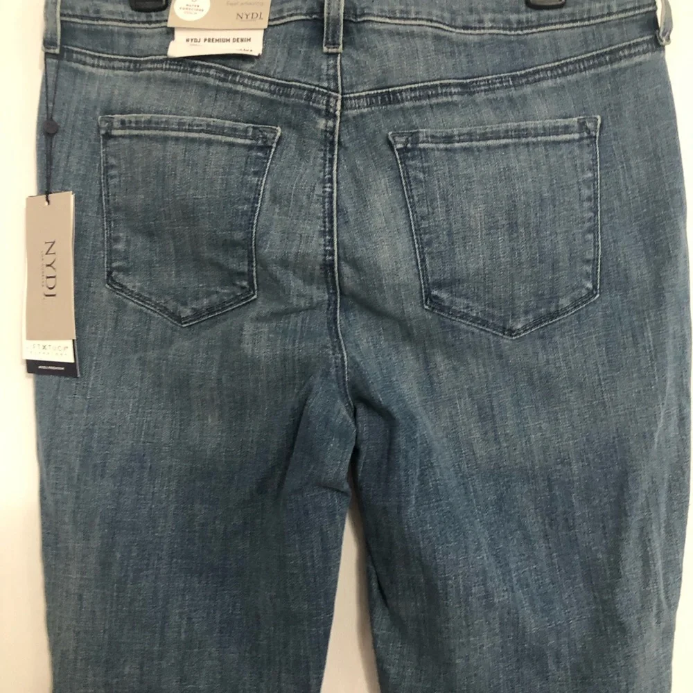 NYDJ new Skinny Legging Women's Jeans ripped knee size 10 lift tuck technology‎